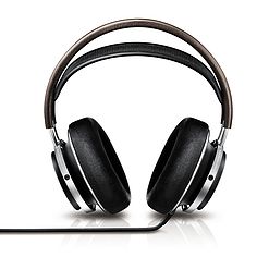 耳機(jī) 連接你我，定義現(xiàn)代聲音體驗(yàn)的電子藝術(shù)品